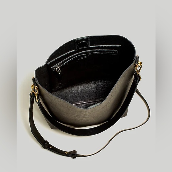 Madewell The Transport Bucket Bag excellent condition - Picture 2 of 6